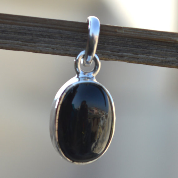 Black onyx Stone Pendant, Onyx Pendant, Necklace, Stone Pendant,Silver Pendant Necklace,Black onyx,Beautiful Pendant,Genuine onyx