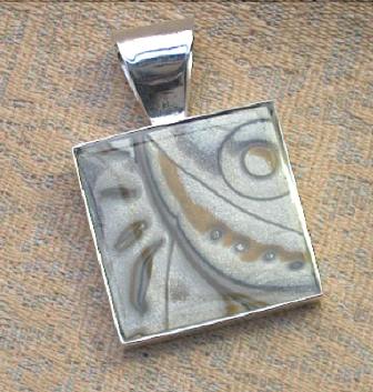 Designer silver Bezel pendant