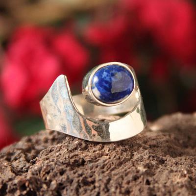 Lapis Lazuli And Hammered 925 Silver Ring
