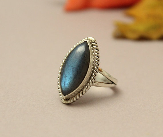 Natural Labradorite Ring - Bezel set ring - Gemstone ring - Sterling silver ring - marquise ring