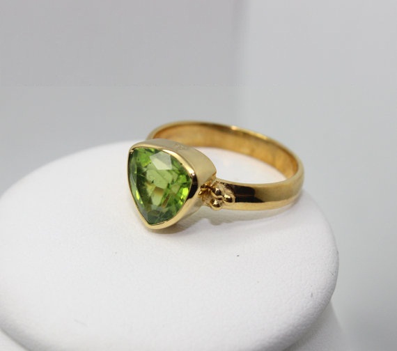 Peridot Ring , Sterling Silver Ring , Gemstone Ring