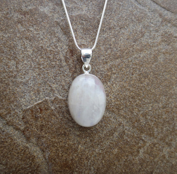 Rainbow Moonstone Necklace , Moonstone Silver Pendant, Rainbow Moonstone Gemstone Jewelry, Bridal