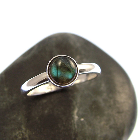 Sterling Silver Ring with Labradorite - Gemstone Ring