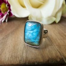 Blue Stone Ring, Green Stone, Labradorite Gemstone Ring, Sterling Silver Square Stone Ring, Everyday Wide Band Ring, Gemstone Ring, Cushion