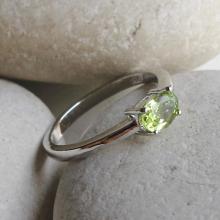 Dainty Peridot Ring- August Birthstone Ring- Green Ring- Gemstone Ring- Gifts for Her- Promise Ring- Anniversary Ring