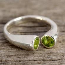 Jewelry Silver and Peridot Wrap Ring