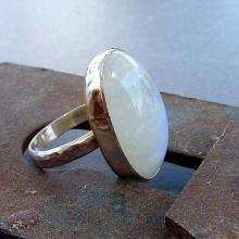 Moonstone ring,Rainbow moonstone silver ring, cocktail ring, moonstone jewelry,birthstone ring, gemstone ring, white ring, statement ring