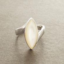 White MOP Ring - Gemstone Ring - 925 - Genuine Mother of Pearl - Almond shape - Modern Design - Sterling Silver Ring - Handmade.